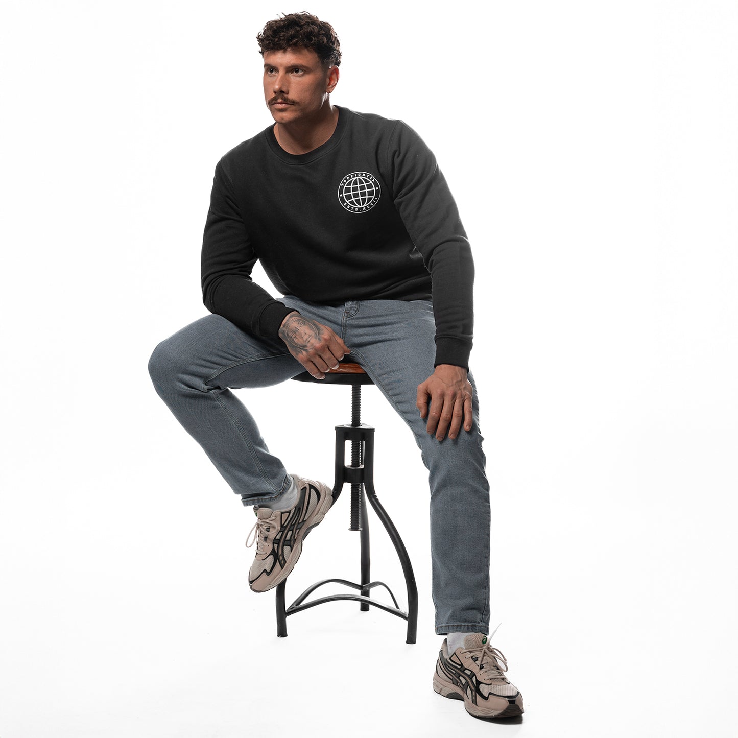 Topfighter "Worldwide Fight Family" Sweatshirt • Zwart/Wit